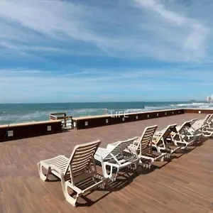 Ocean Front- Marina View- Tiara Sands Resort, Sleeps 4 Apartamento